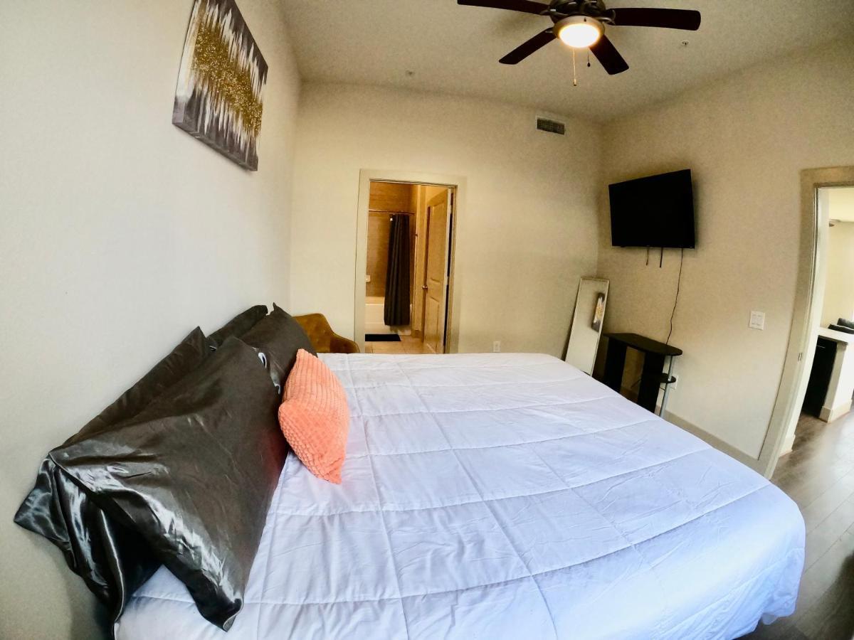 Appartement 5 Mins To Med Center, Comfy King Beds, Wifi,Gym,Pool à Houston Extérieur photo